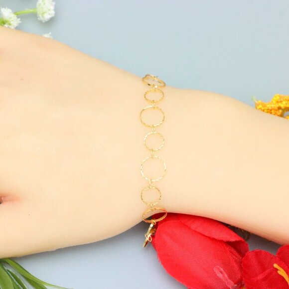 "Elegant & Trendy Bracelet, A Perfect Gift for Women, Thoughtful, EVCH1617 - Picture 7 of 10